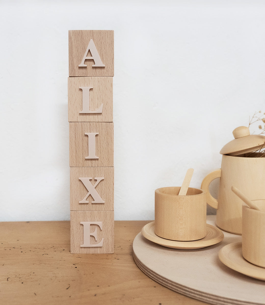 Houten naamblokken // Times 3D - Nude