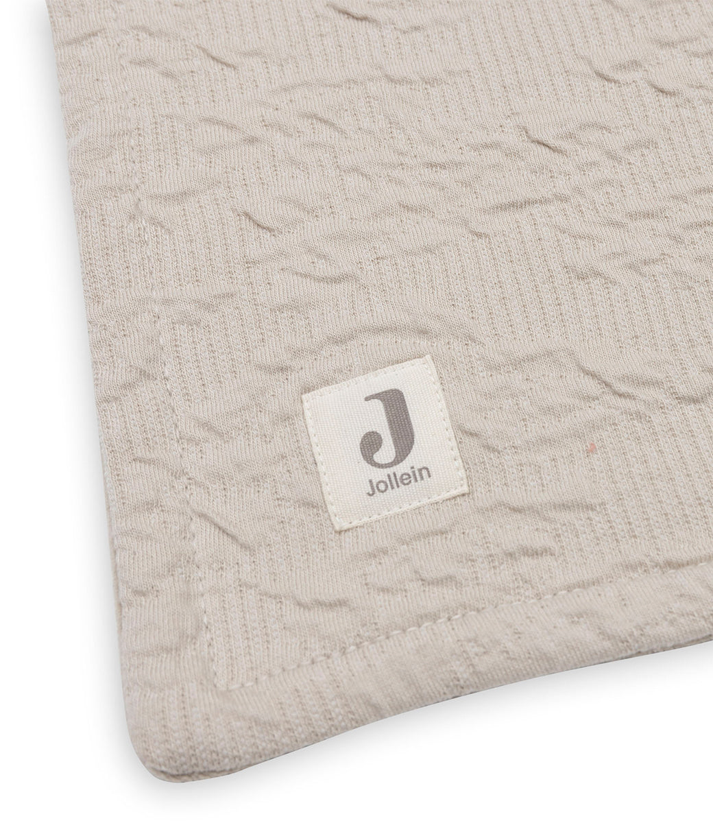 Babydeken geborduurd // Soft waves velvet - nougat