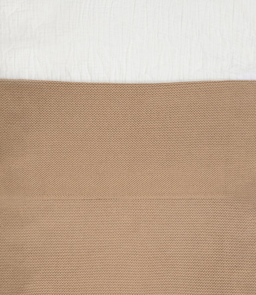 Babydeken incl. naam borduren // Basic knit - Biscuit