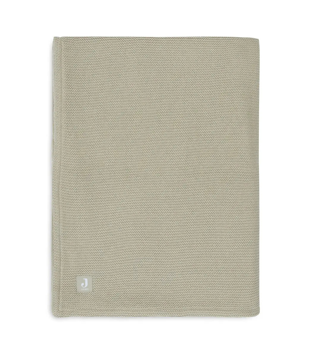 Winterdeken incl. naam borduren // fleece basic knit - Olive green Jollein