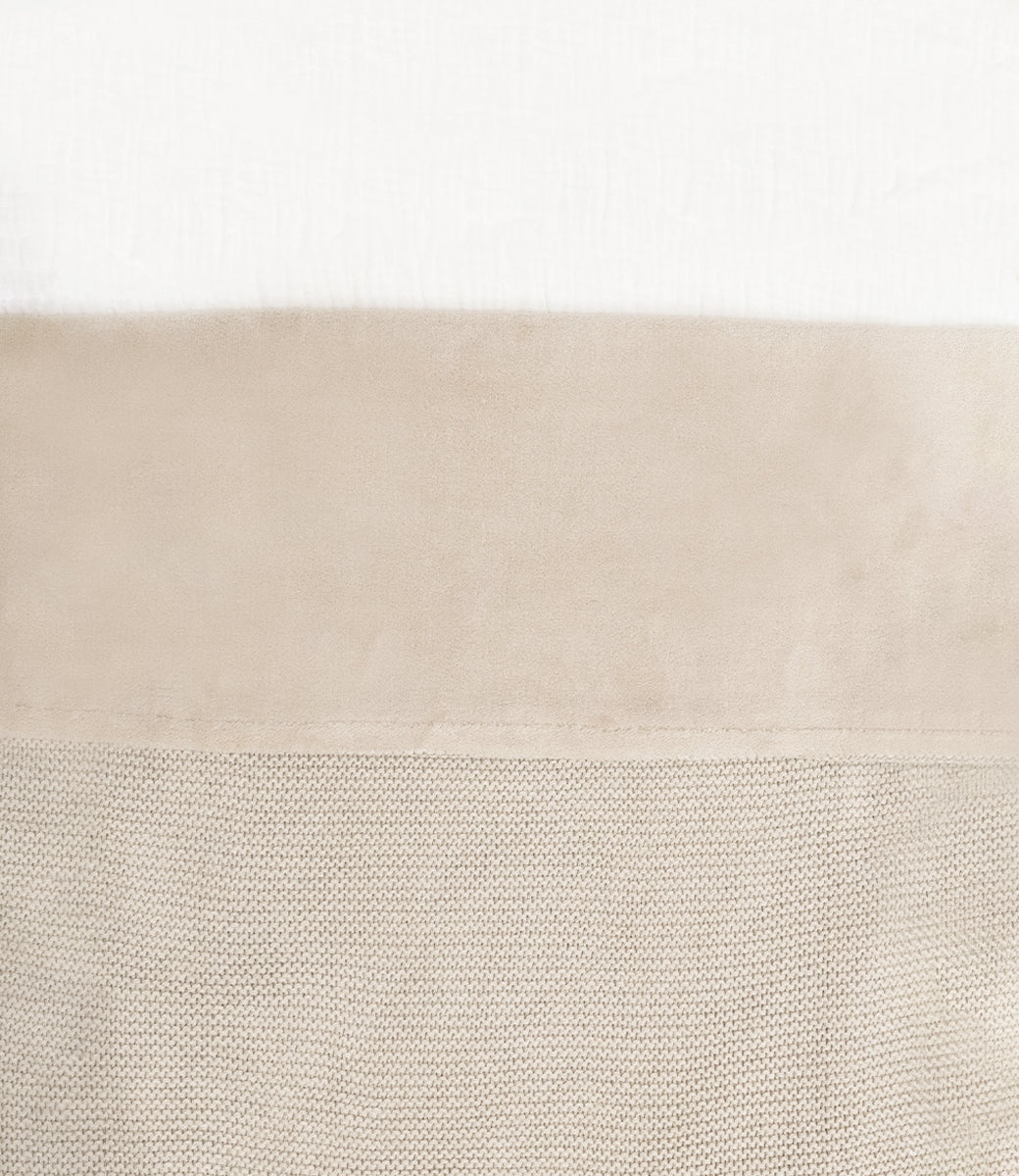 Winter deken incl. naam borduren // fleece basic knit - Nougat