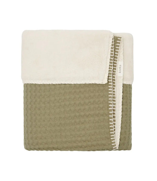 Wiegdeken incl. naam borduren wafel/teddy Oslo // moss Koeka