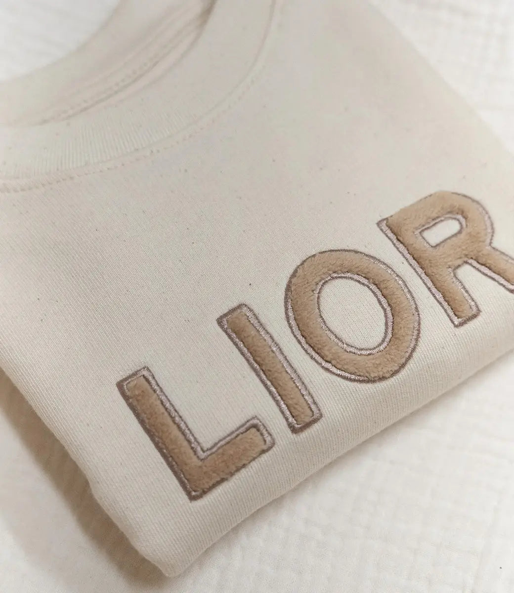 Baby naamsweater // Teddy World of Mina