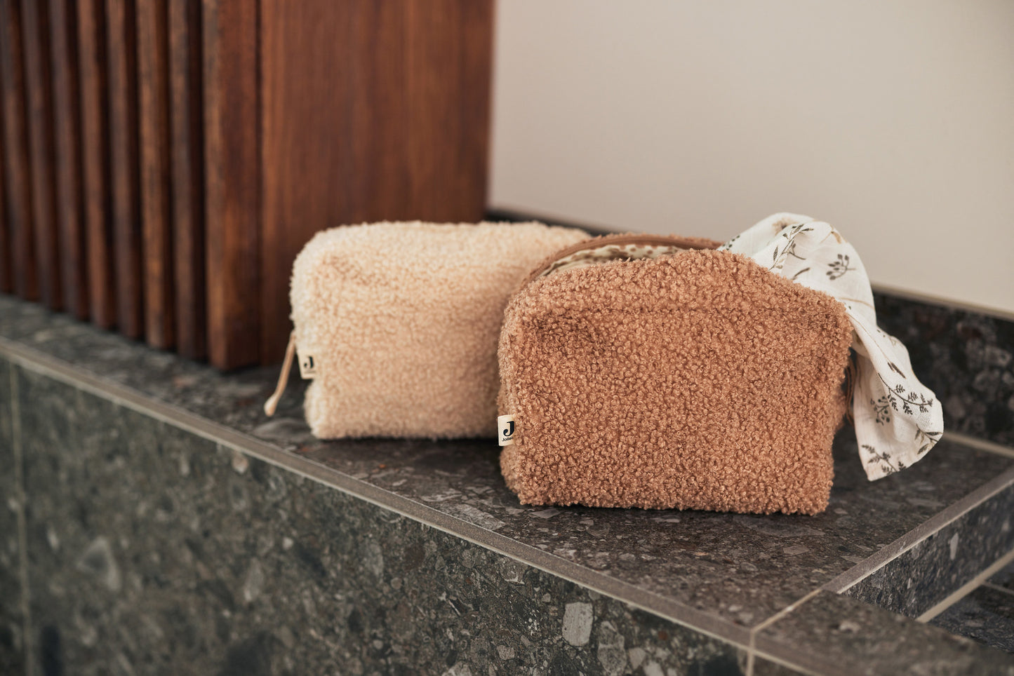 Etui boucle // Natural