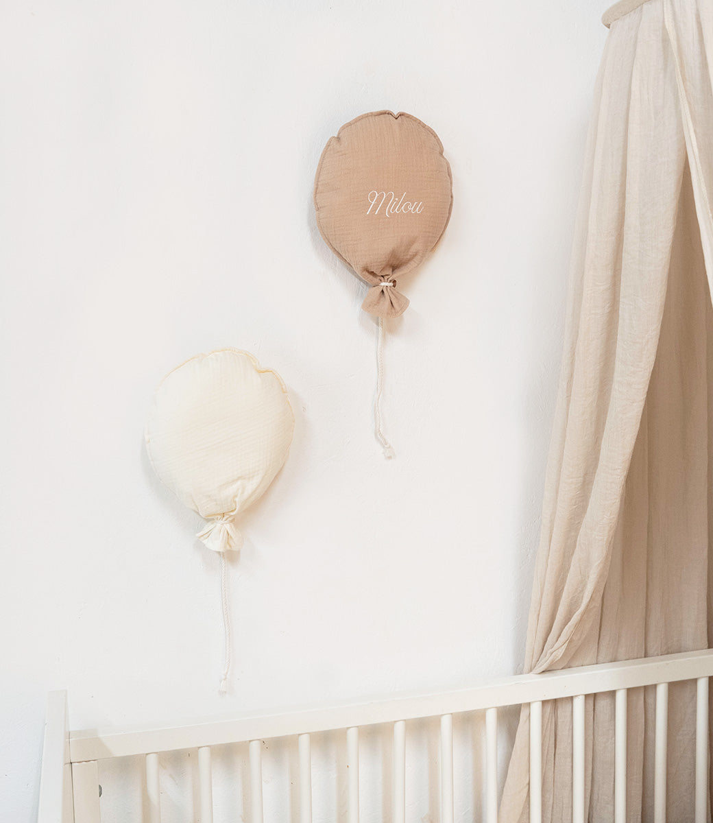 Balloon tetra // ivory (option:embroidery with name)