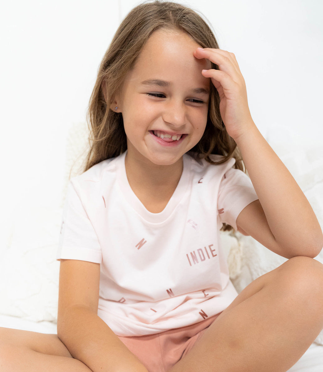 Kids t-shirt / "dancing letters" met naam