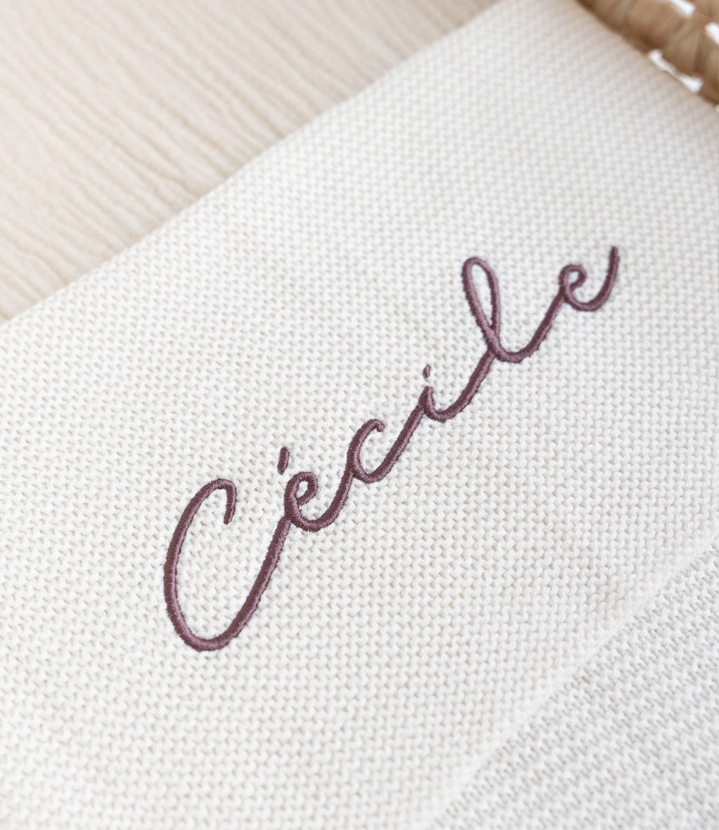 Babydeken incl. naam borduren  // Basic knit - Ivory