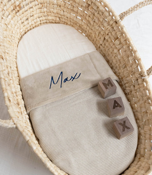 Winter deken incl. naam borduren // fleece basic knit - Nougat