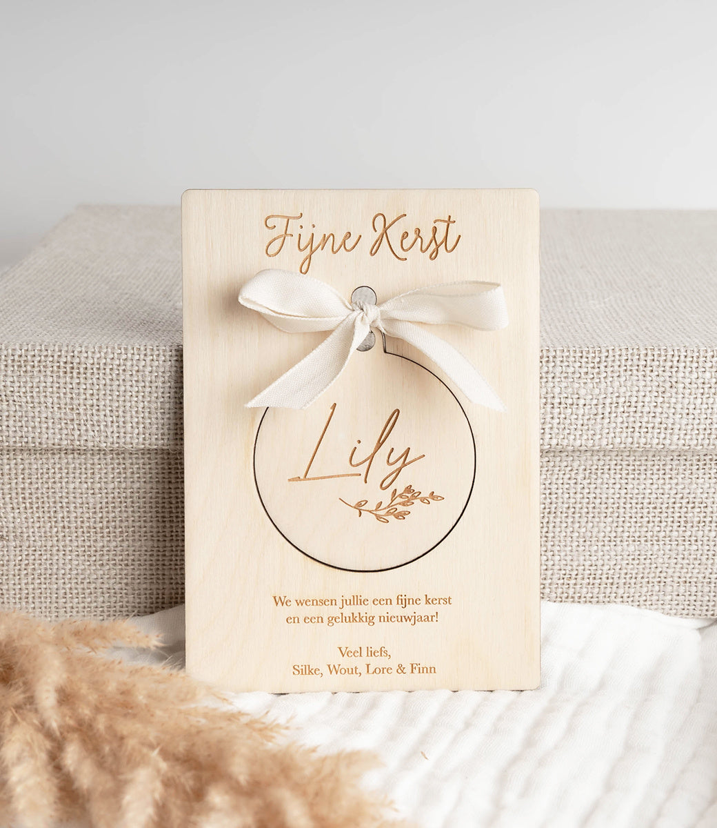 Wooden Christmas card with hanger // City
