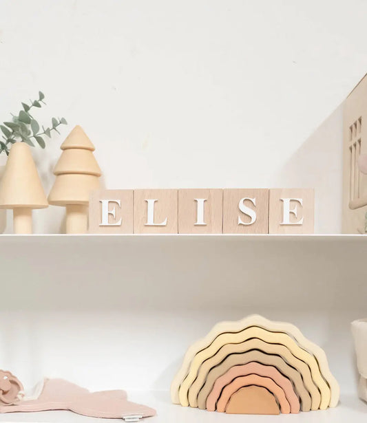 Houten naamblokken // Times 3D - wit World of Mina