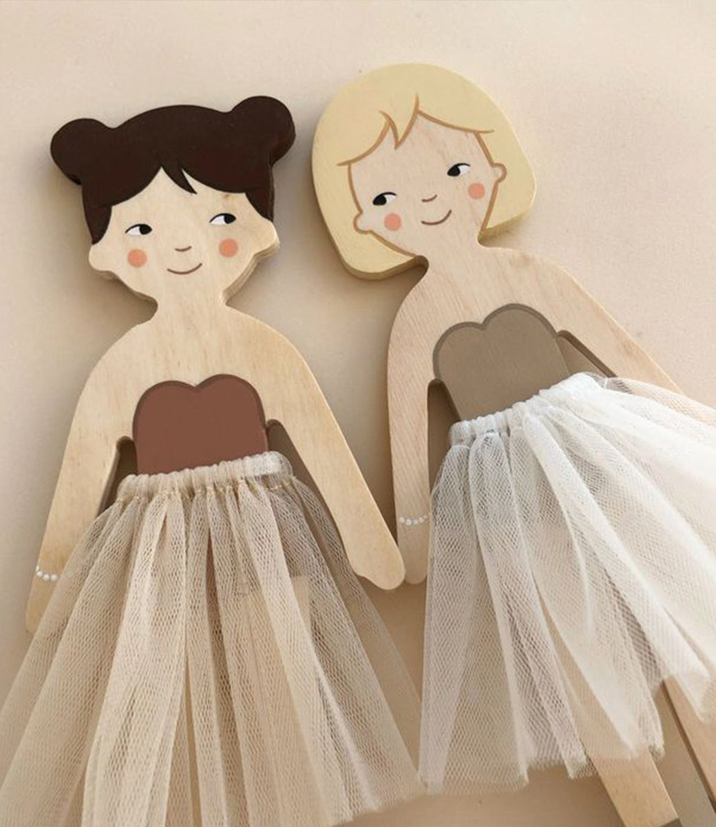 Wooden doll // Ballerina