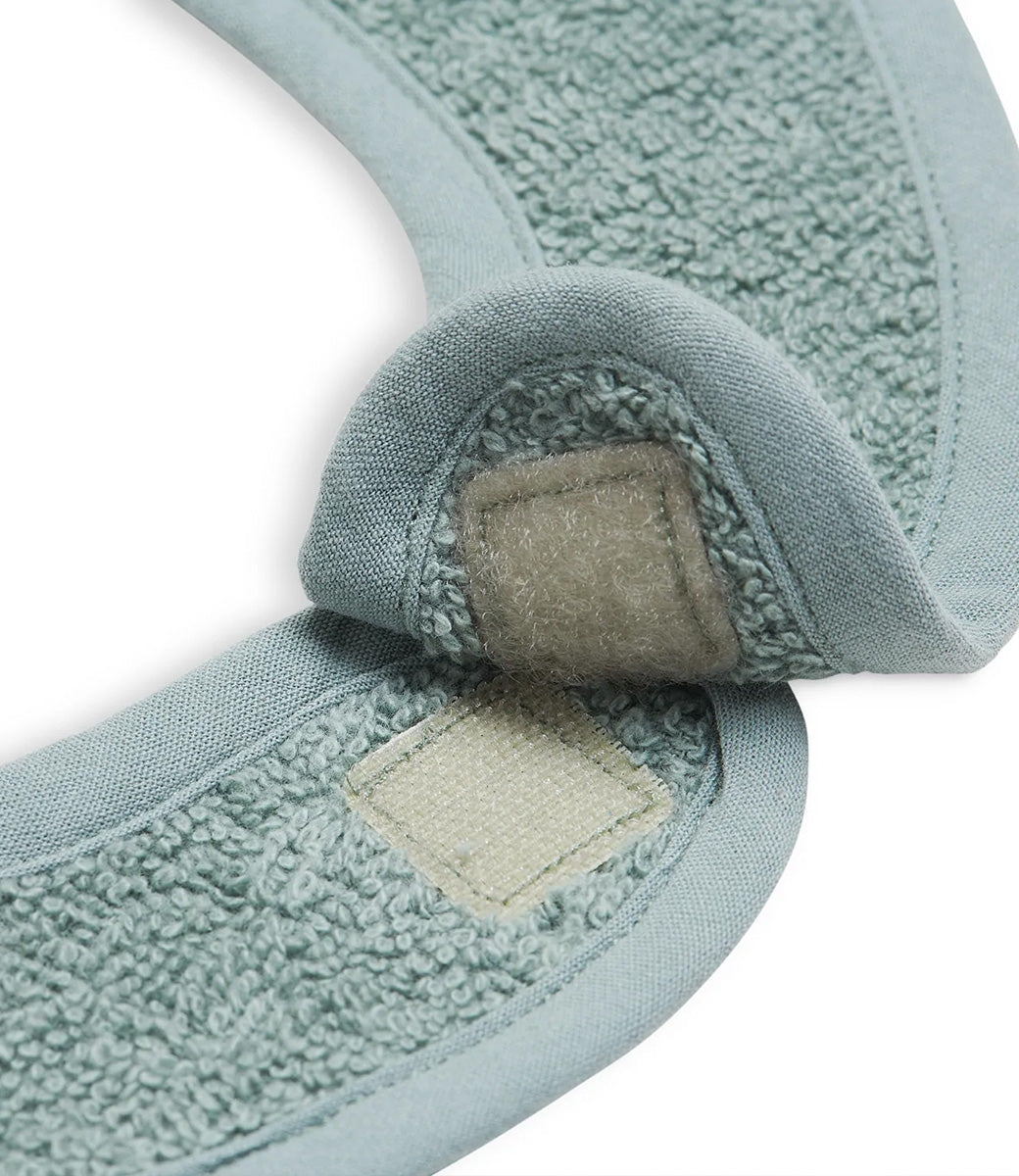 Slab // Ash green - met naam geborduurd