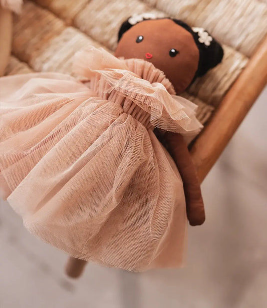 Dollies // Sugar bee Mrs. Ertha