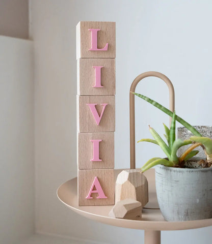 Houten naamblokken // Times 3D - Pink World of Mina
