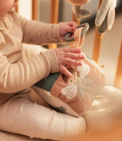 Activiteitenkubus - Lovely Birds World of Mina