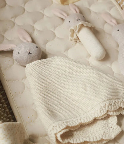 Knuffeldoekje // Bunny Avery Row