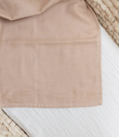 Hydrofiele doek  // Clay - geborduurd met naam SAGA Copenhagen