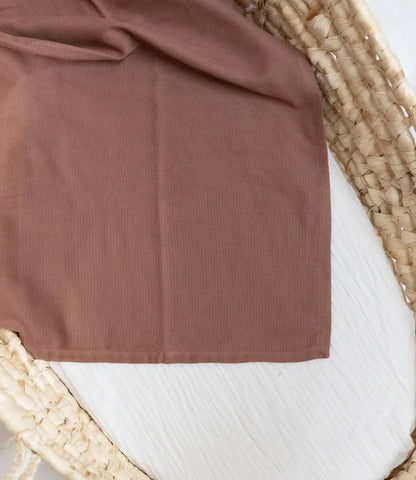 Hydrofiele doek  // clove - geborduurd met naam SAGA Copenhagen