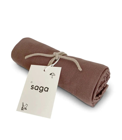 Hydrofiele doek  // clove - geborduurd met naam SAGA Copenhagen