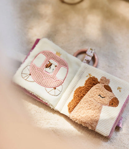 zacht boekje baby, knisperboekje, babyspeelgoed bijtring, kraamcadeau meisje, buggy speelgoed baby