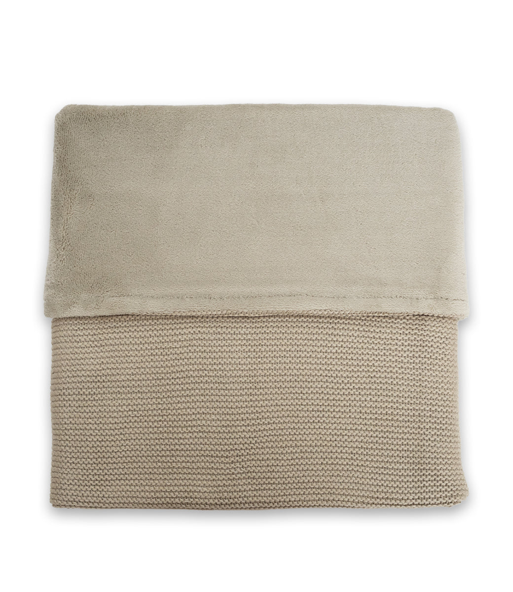 Winterdeken incl. naam borduren // fleece basic knit - Olive green