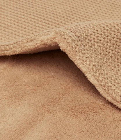 Winter deken incl. naam borduren // fleece basic knit - Biscuit Jollein