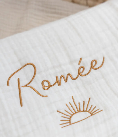 Deken incl. naam borduren // Muslin fringe - Ivory Jollein