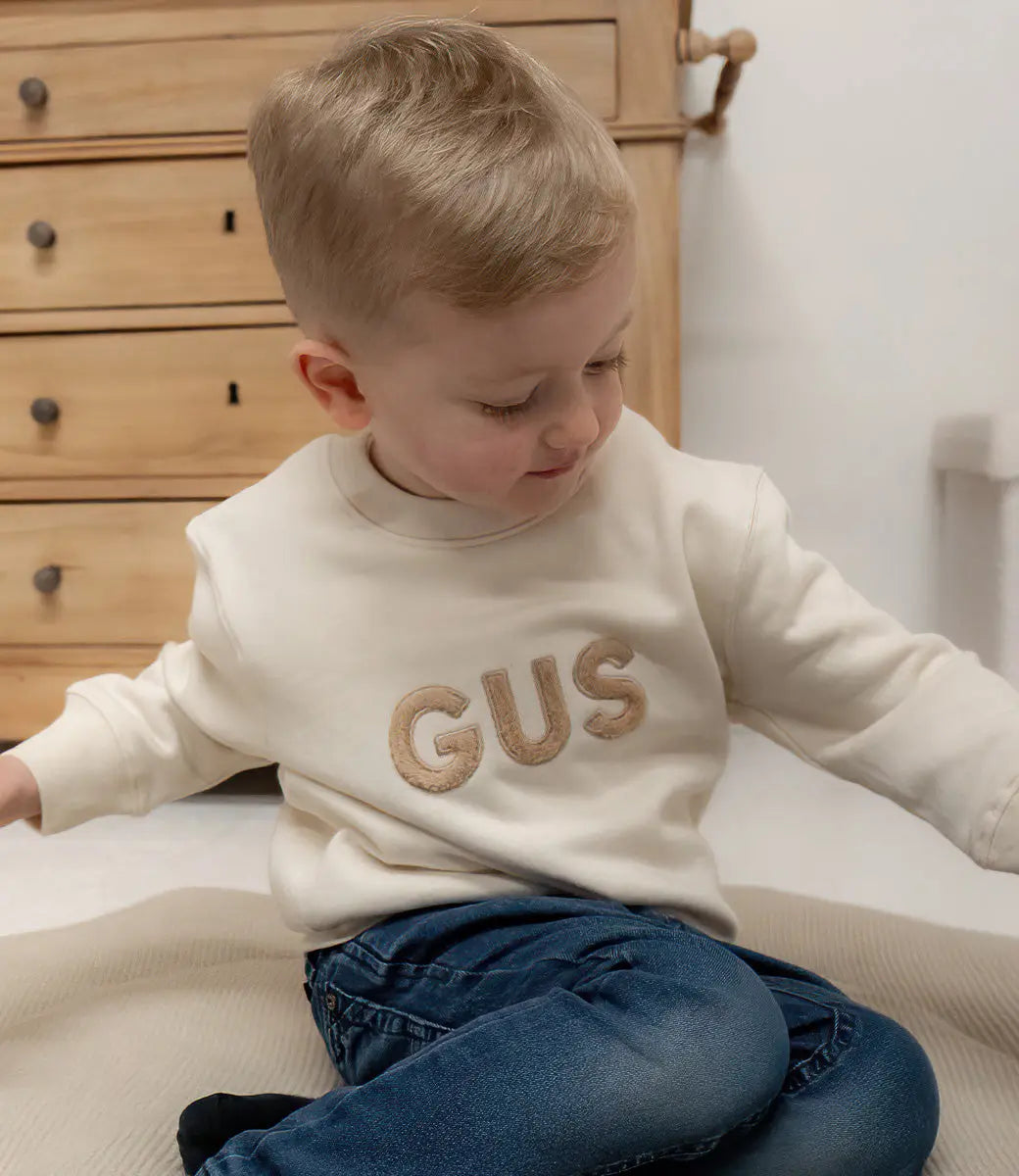 Kids naamsweater // Teddy World of Mina