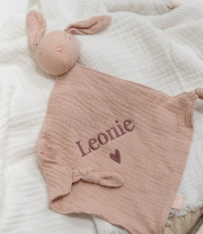 Speendoekje geborduurd // Bunny - Wild rose Jollein