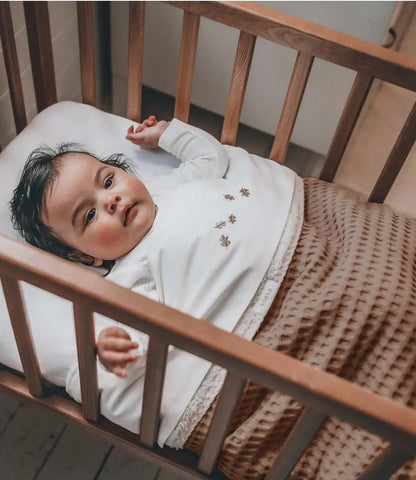 Wiegdeken incl. naam borduren wafel/teddy Oslo // caffe Koeka