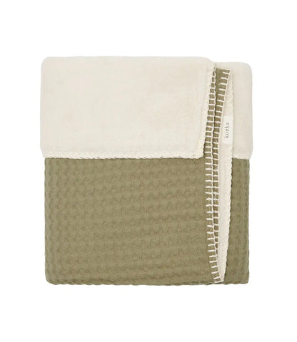 Wiegdeken incl. naam borduren wafel/teddy Oslo // moss Koeka