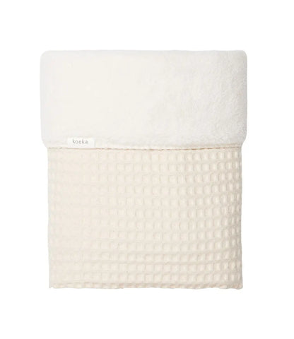 Wiegdeken incl. naam borduren wafel/teddy Oslo // natural pebble Koeka
