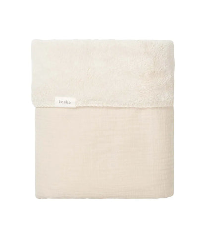Wiegdeken teddy Faro // warm white Koeka