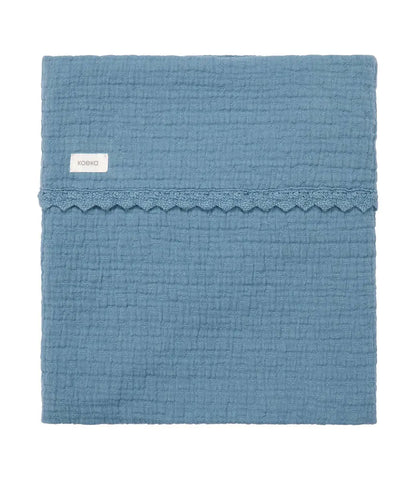 Wiegdeken incl. naam borduren // Lace elba - Bluestone Koeka
