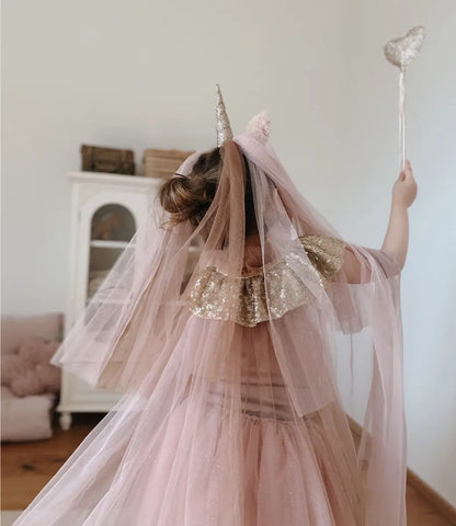 Little Unicorn // cape Mrs. Ertha