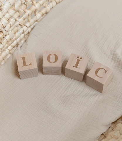 Houten naamblokken // Times World of Mina