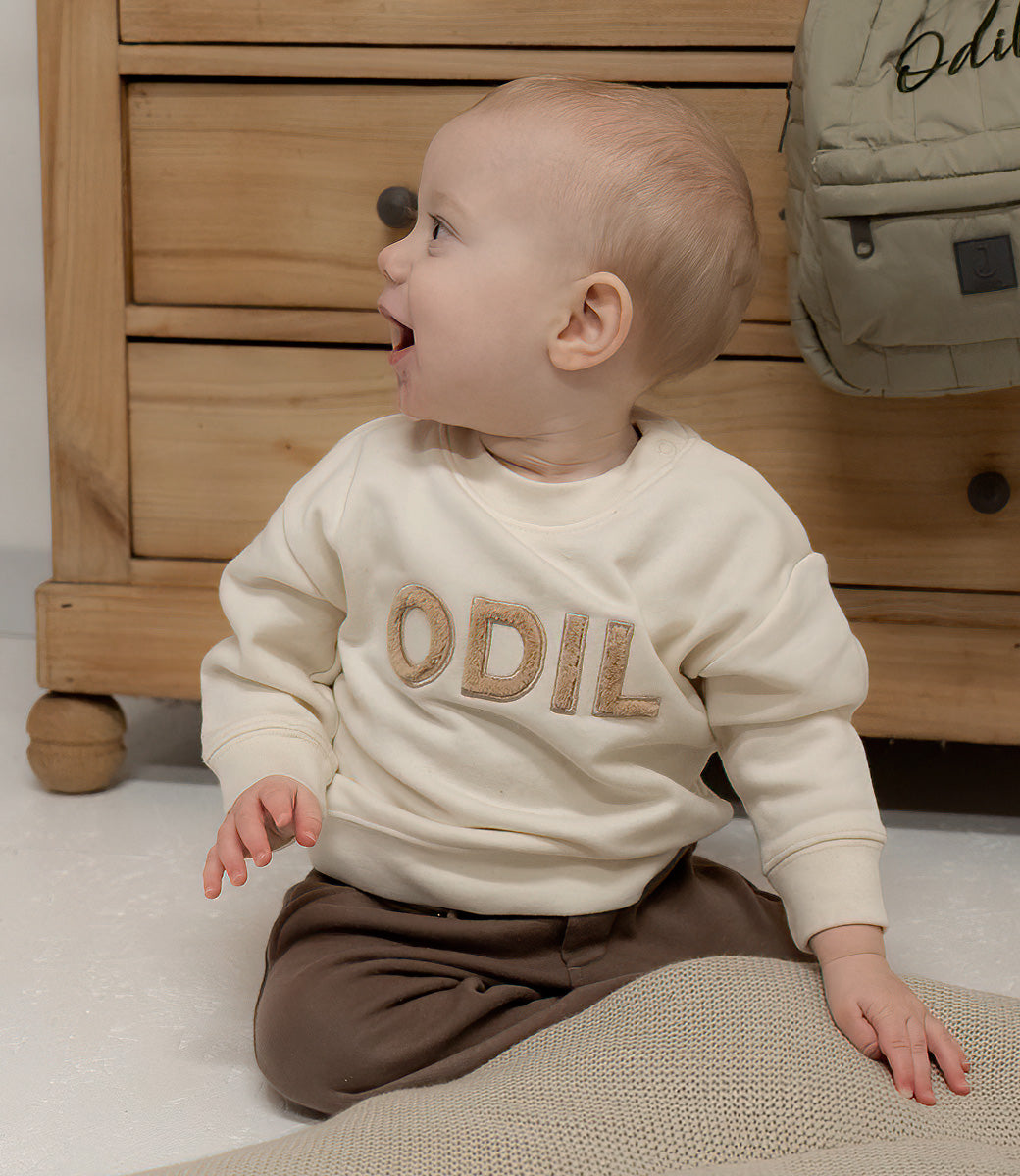Baby naamsweater //  Teddy