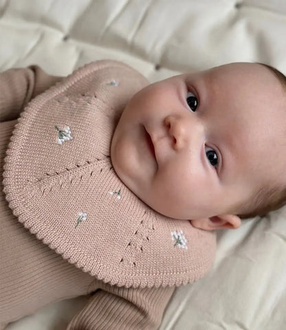 Wonder box - Flowers on mellow rose Saga Copenhagen