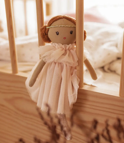 Dollies // Lilly Toots Mrs. Ertha