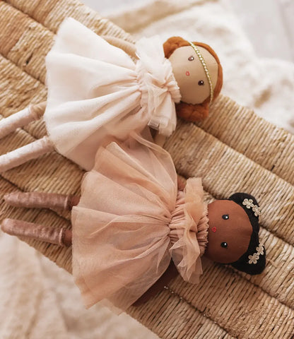 Dollies // Lilly Toots Mrs. Ertha