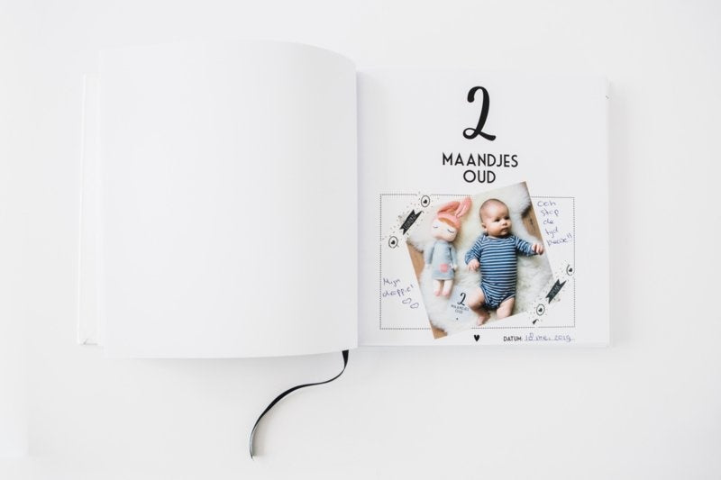 Baby book / Bonjour