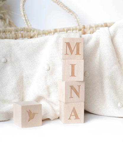 Houten naamblokken // Times World of Mina